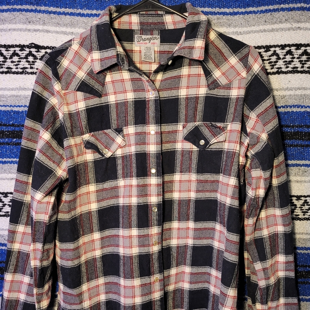 Wrangler country Western pearl snap large